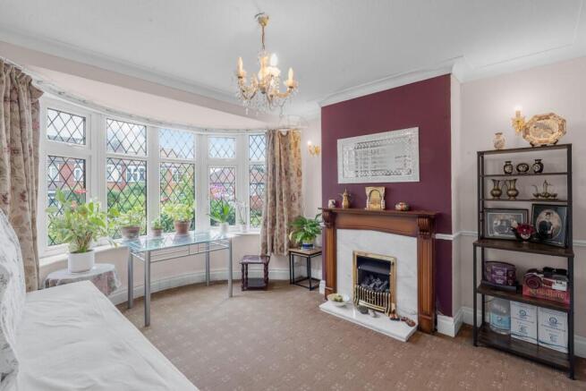 4 bed Semi-Detached for sale Image 4