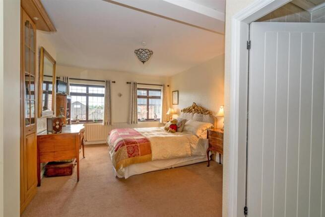 27 kings road (22 of