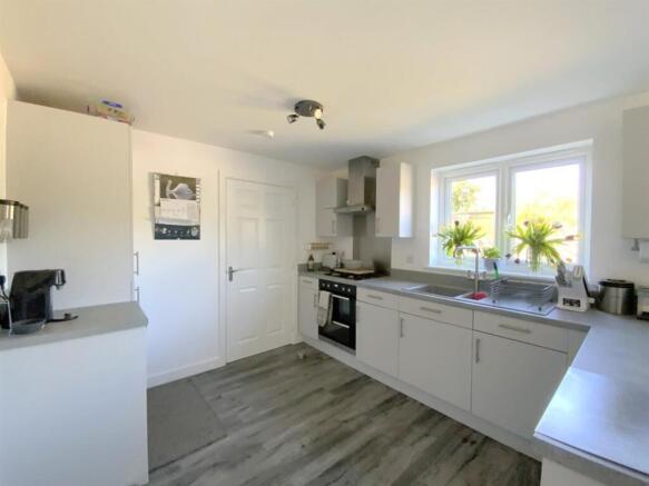 Eagle Drive, Humberston photo 4