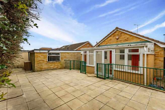 2 bed Detached Bungalow for sale Image 12