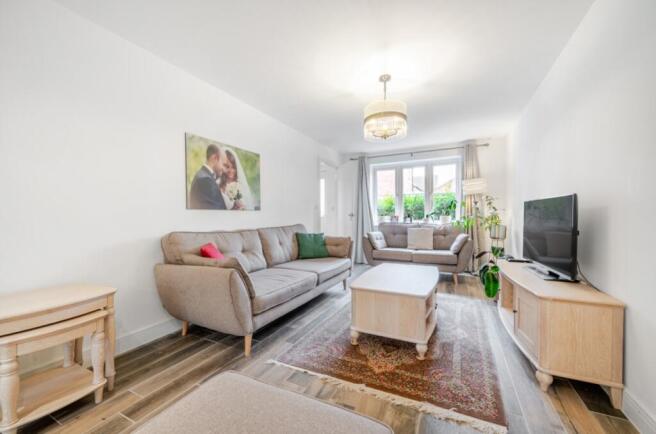 1365696-19-68ecdca14ef7a