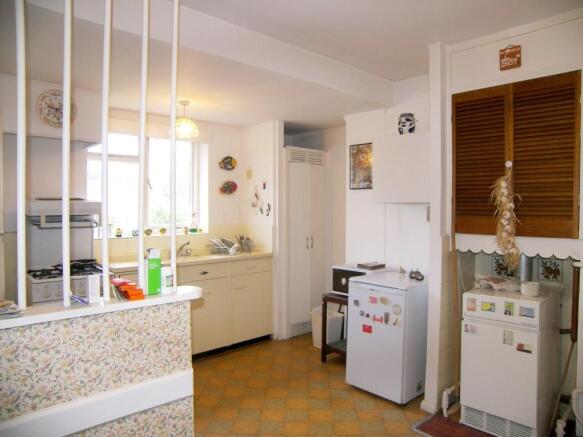 Photo 6