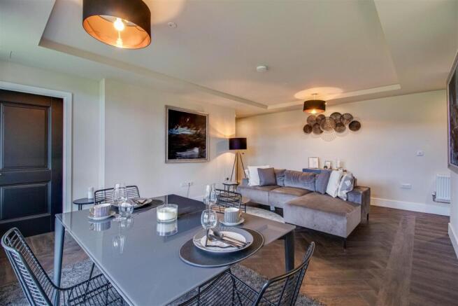 2 bed Ground Flat for sale Image 10