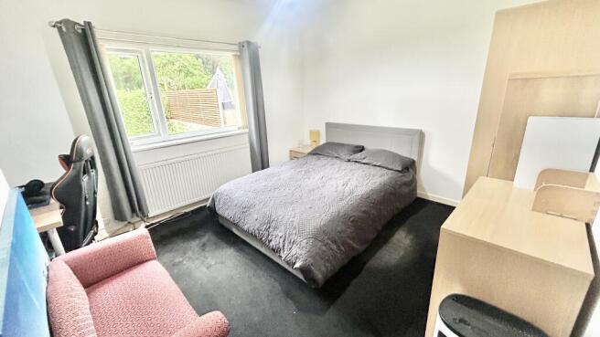 3 bed Semi-Detached for sale Image 12
