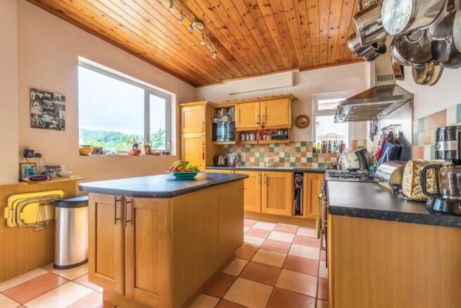 Kitchen/ family room