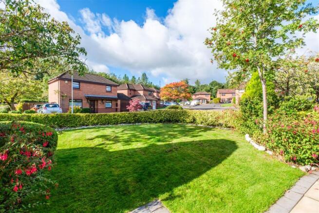 Ochiltree Drive-51.jpg