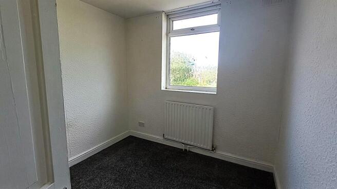 3 bed Terraced for sale Image 9