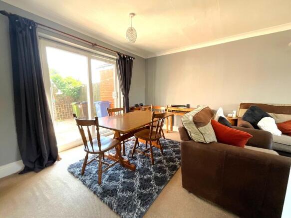 3 bed Semi-Detached for sale Image 3