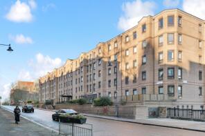 Flat 3/13, 42 Dalhousie Court, West Graham Street, Glasgow G4 9LH