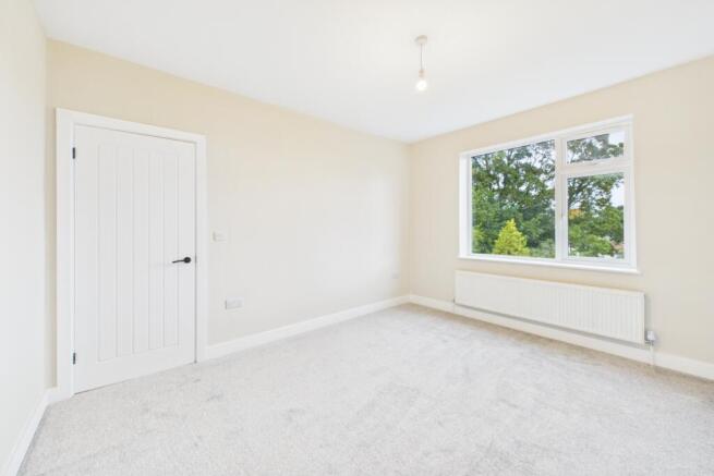 3 bed Semi-Detached for sale Image 12
