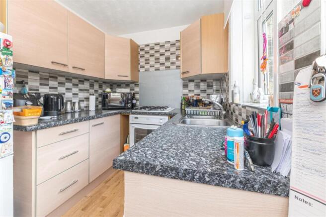 2 bed Terraced for sale Image 7
