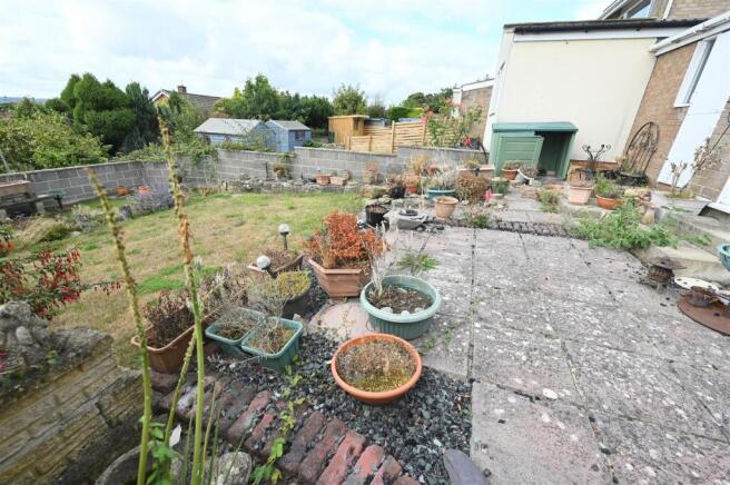3 bed Semi-Detached for sale Image 12