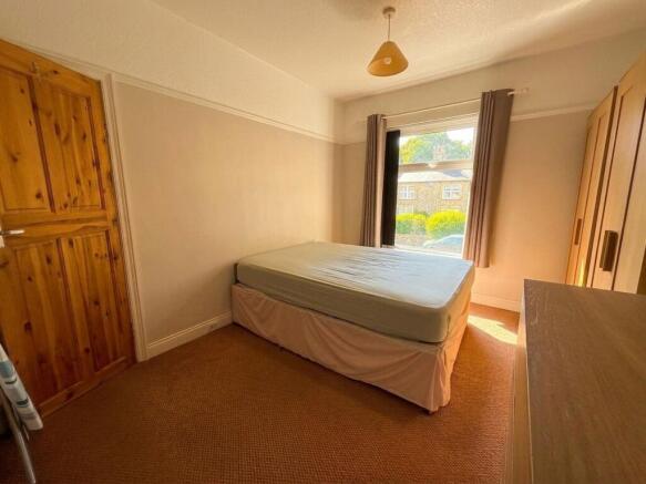 3 bed Terraced for sale Image 11