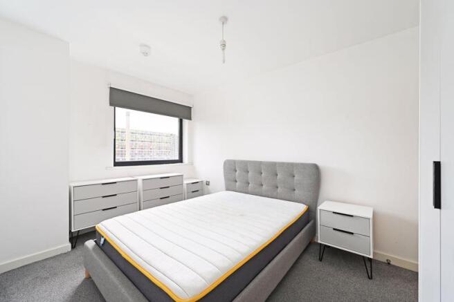2 bed Apartment to rent Image 7