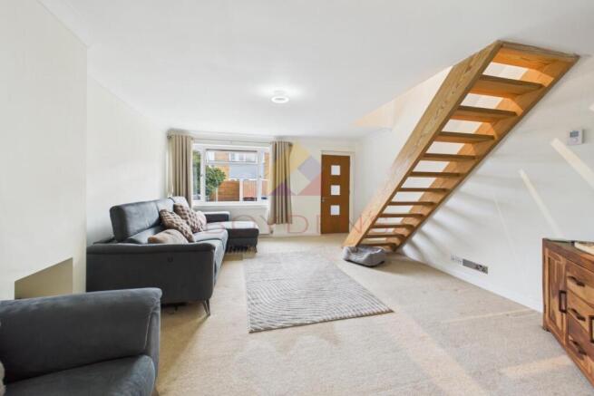 Laburnum Way, Witham photo 3