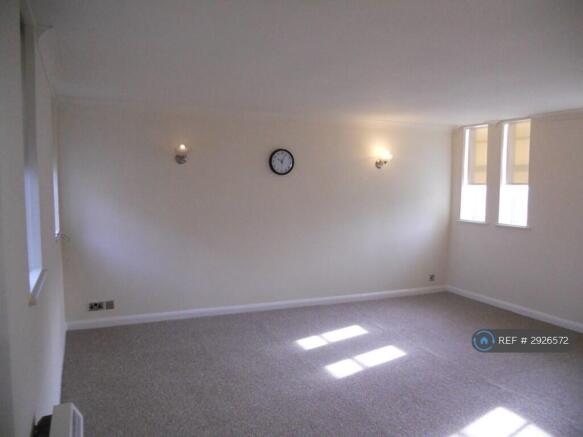 Lounge/ Bedroom