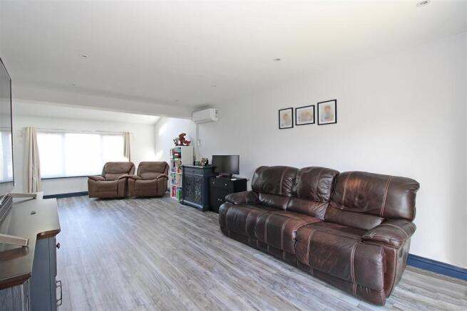 Living / Family Room