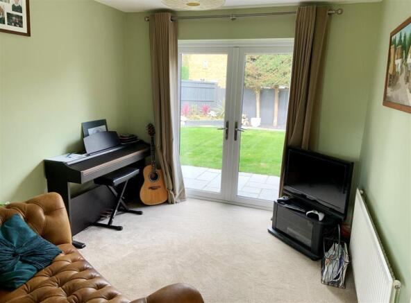 Fam Room 1.JPG
