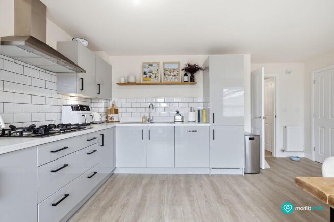 4 bed Detached for sale Image 9