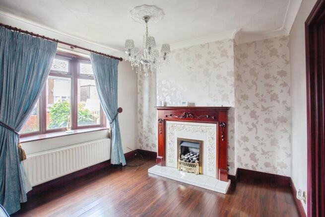 3 bed Semi-Detached for sale Image 4