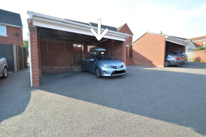 Car port/parking