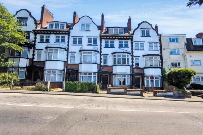 Flat 4, 445 Christchurch Road, Bournemouth BH1 4AB