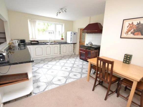 Kitchen/Breakfast Rm