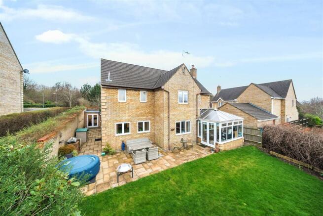 67 Northampton Road, Towcester
