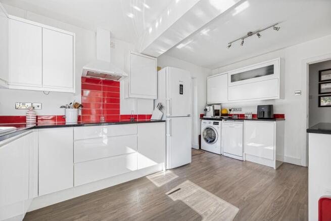 Fitted Kitchen