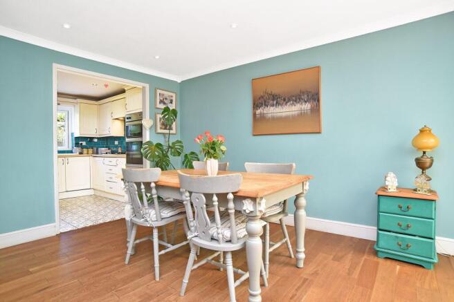 4 bed End of Terrace for sale Image 4