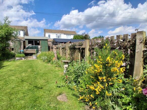 2 bed Terraced for sale Image 12