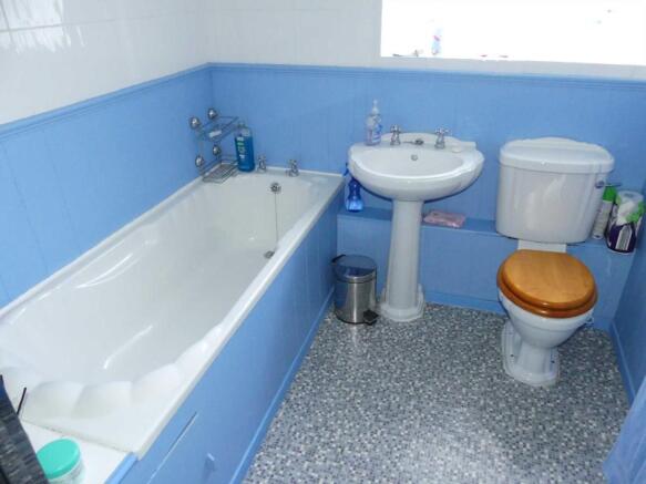 Photo 10