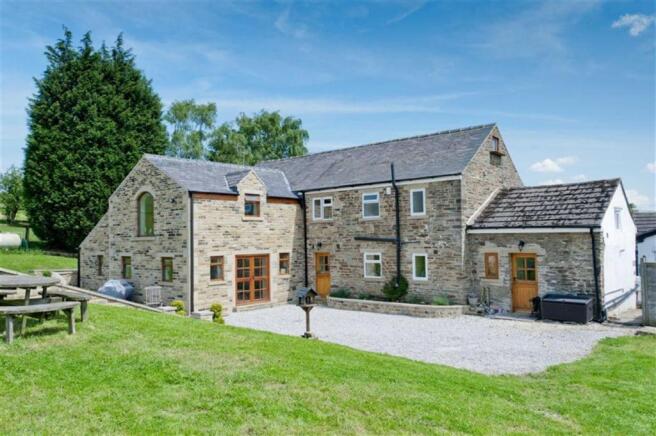 THE ACCOMMODATION CO