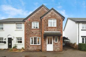 5, Summerleaze Crescent, Cheddon Fitzpaine, Taunton TA2 8QE