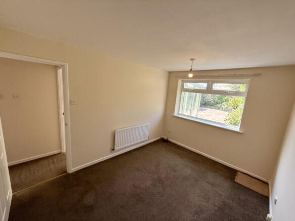 2 bed Semi-Detached Bungalow for sale Image 5