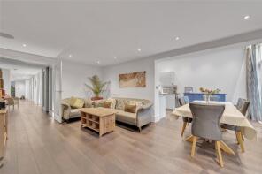 182, Sutherland Avenue, London W9 1HR