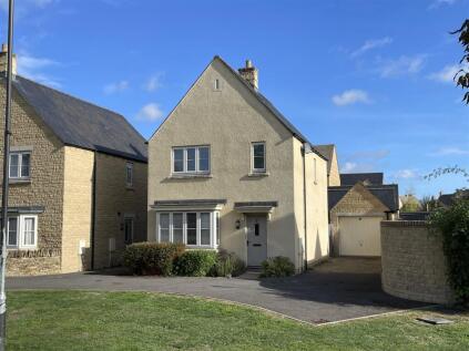 Osprey Close, Bourton-On-The-Water, Cheltenham