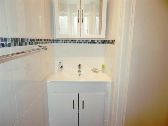 Cloakroom/WC