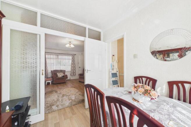 Orion Walk, Leeds, West Yorkshire, LS10 photo 4