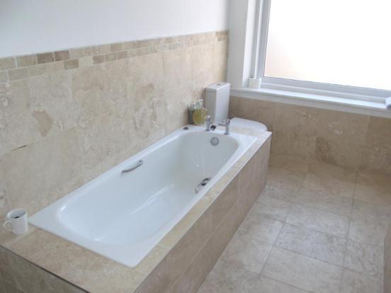 En-Suite 1
