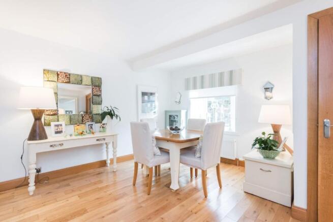 Dining Area Of Kitch