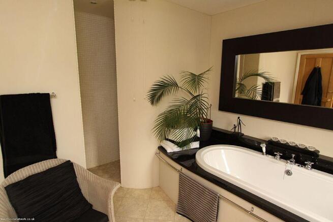 En-suite Bathroom