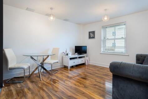 Sherbrooke Way, Worcester Park