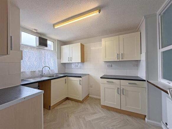 Cunningham Road 2 - Kitchen.jpg