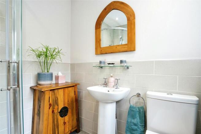 Bath/Shower