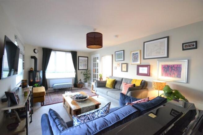 Lounge 2 