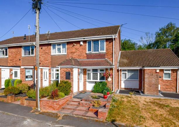 10 Pendinas Drive-15.jpg