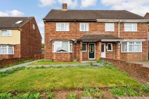 30, Holly Road, Wainscott, Rochester ME2 4LG