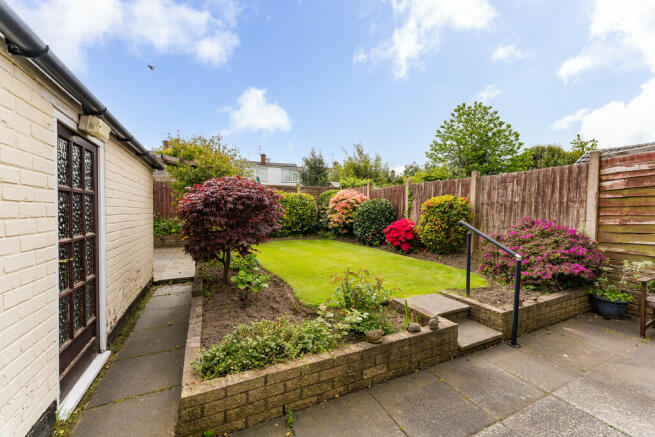 39 NARROW LANE-1