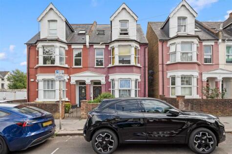 Holmesdale Road, LONDON